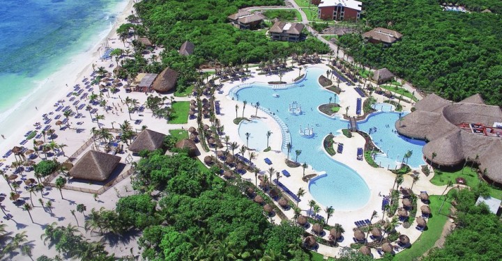 Grand Palladium Colonial Resorts & Spa